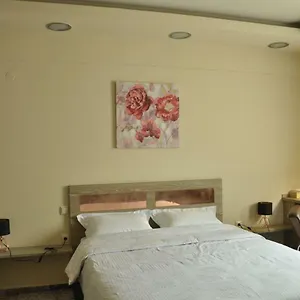 Agias Sofias Street Luxurious Apartment Thessaloniki